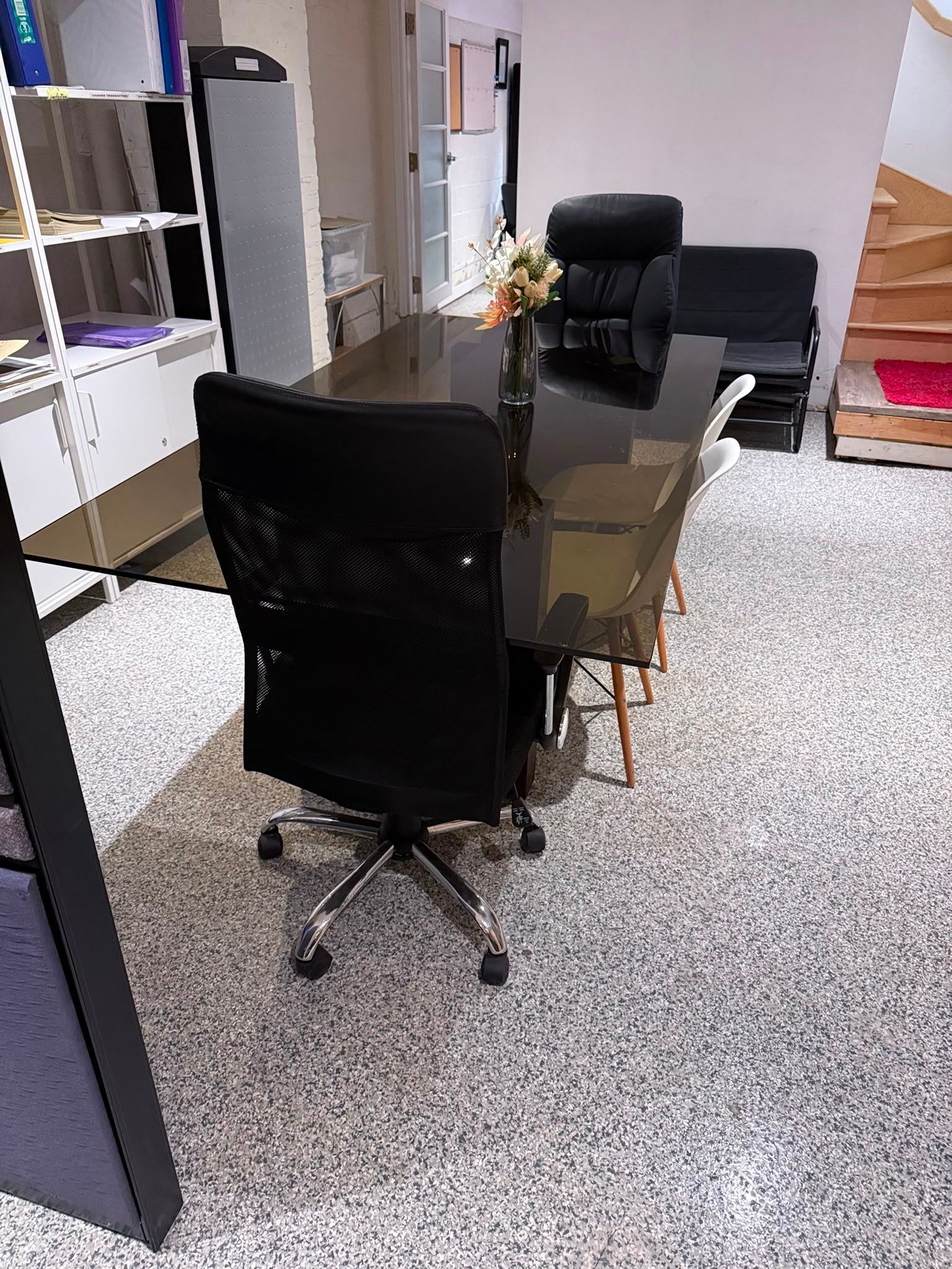 BUREAUX À PARTAGER & SALLE DE CONFÉRENCE À LOUER – MONTRÉAL