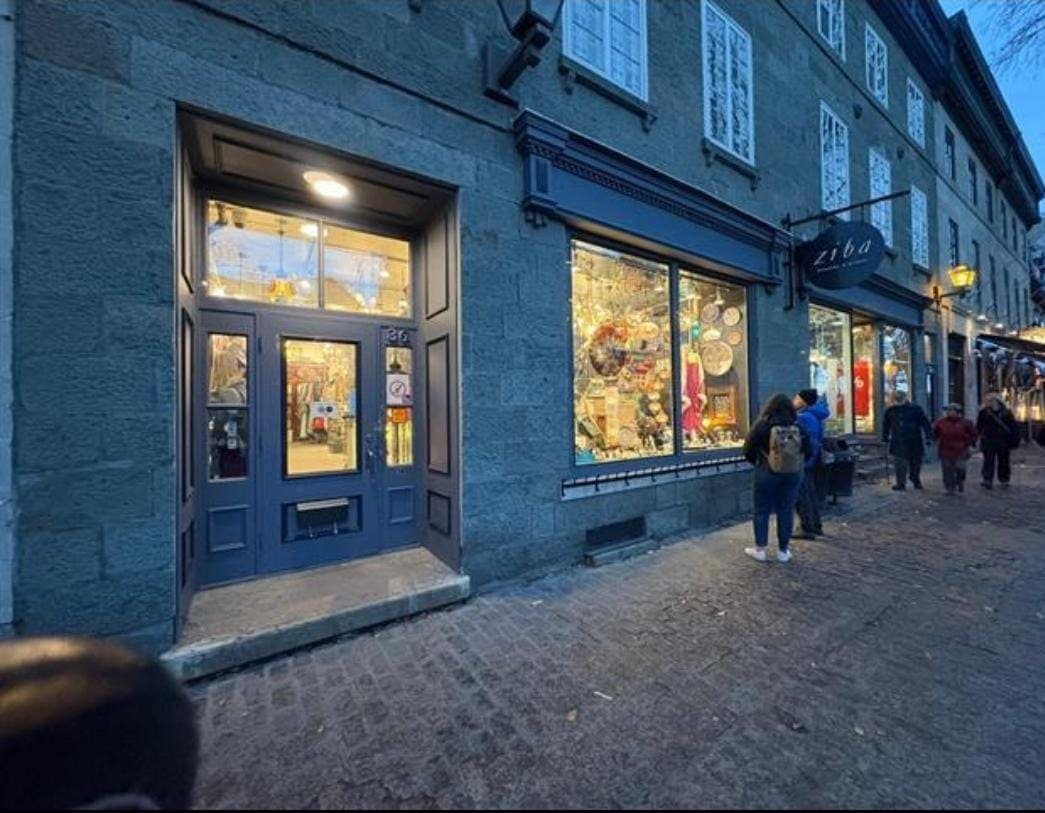 LOCAUX COMMERCIAUX DISPONIBLES À LA VENTE ET À LA LOCATION À CANADA