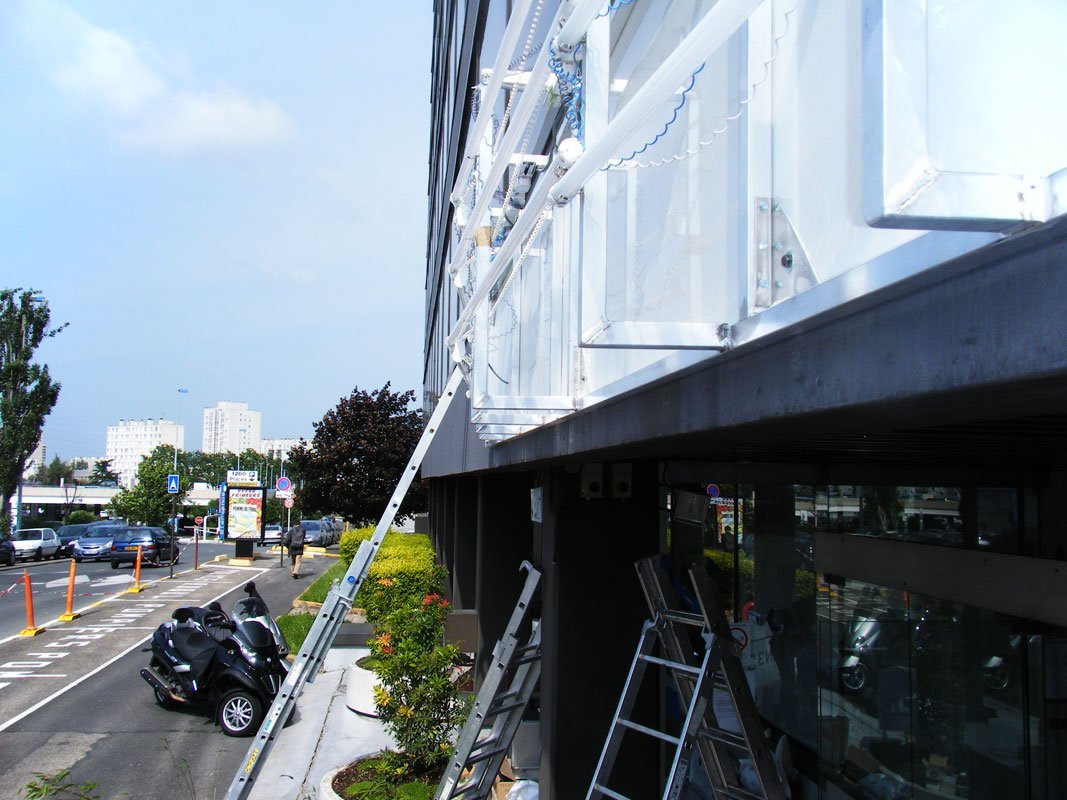 Entreprise à vendre – Spécialisée dans l’installation d’enseignes et d’affiches publicitaires