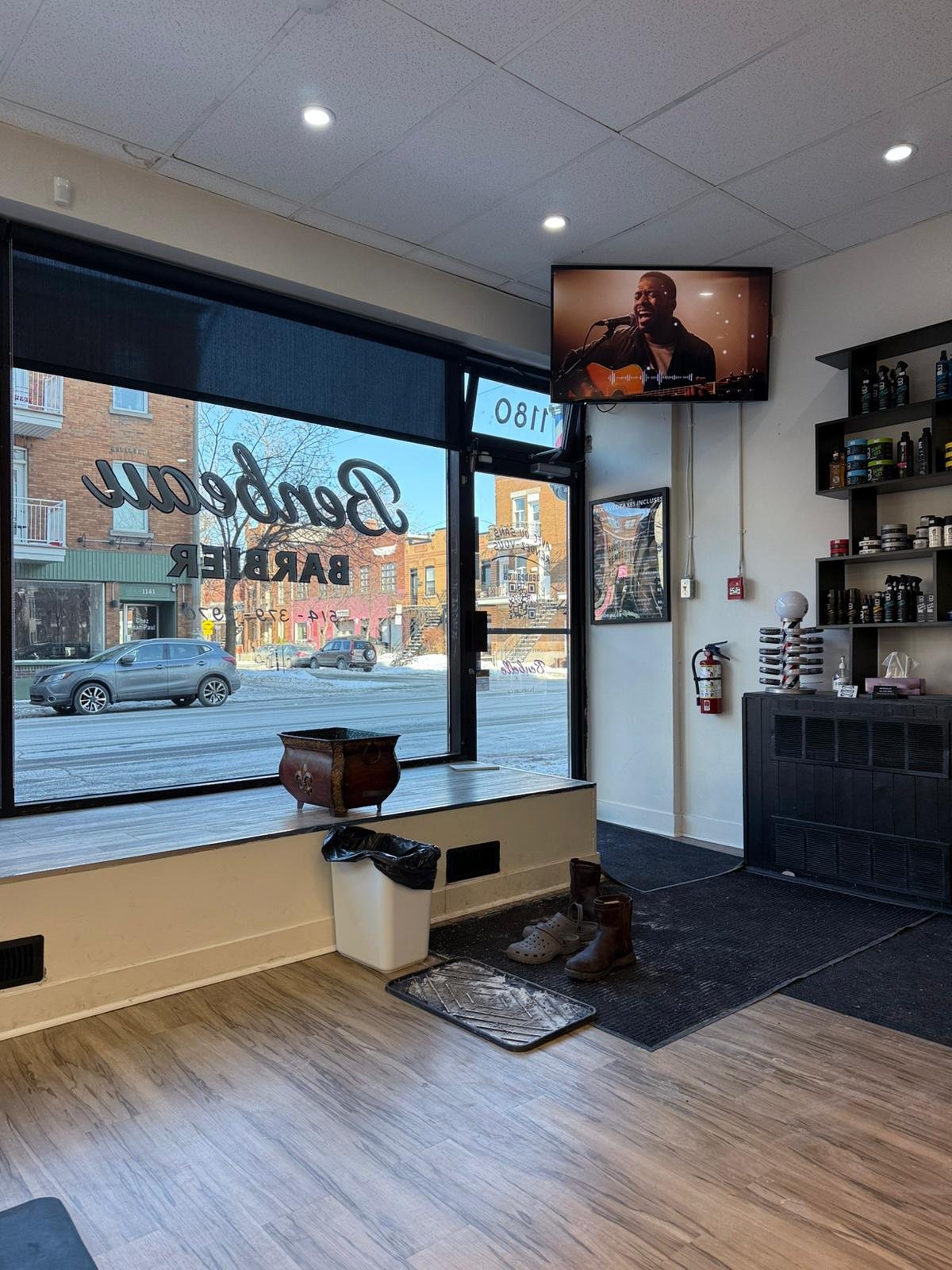 À louer ou à vendre – Salon de coiffure